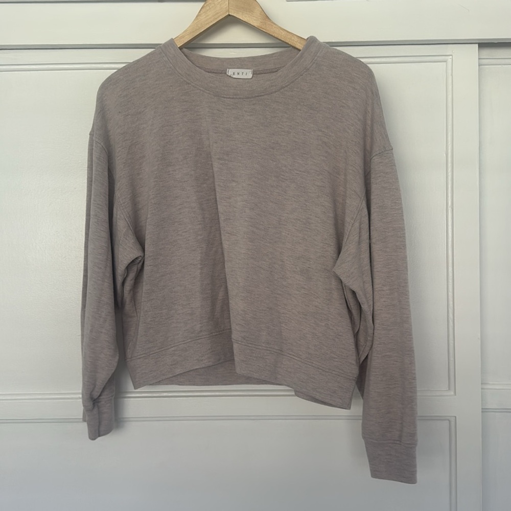 Enti Clothing purple soft, lightweight sweater